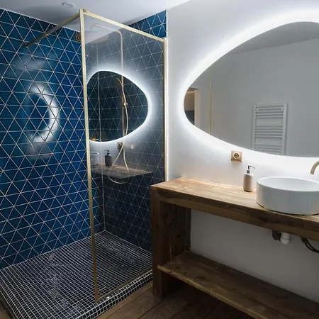 Romantique & Naturelle Avec Balneo *