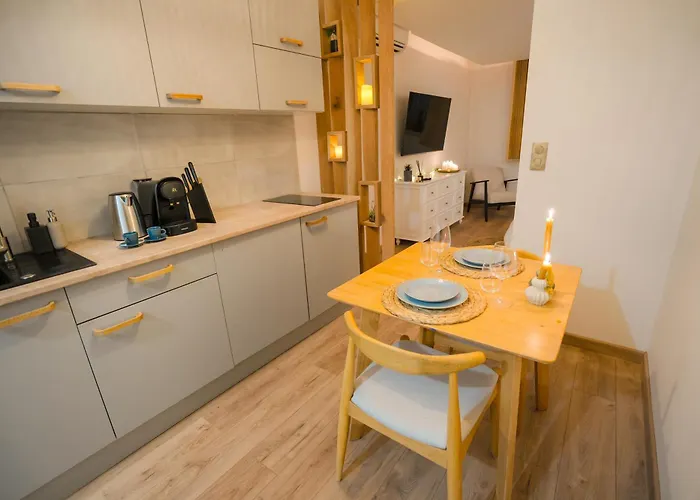 Apartment Romantique & Naturelle Avec Balneo Cholet